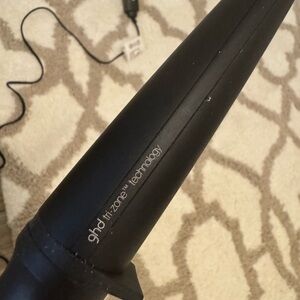 ghd Classic Wave - Oval Curling Wand Black